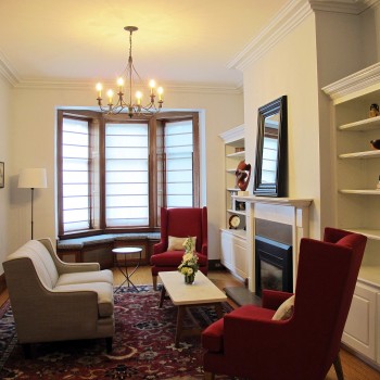 Traditional living room - Upstage Interior Design